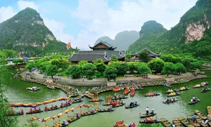 Glimpse of North Vietnam